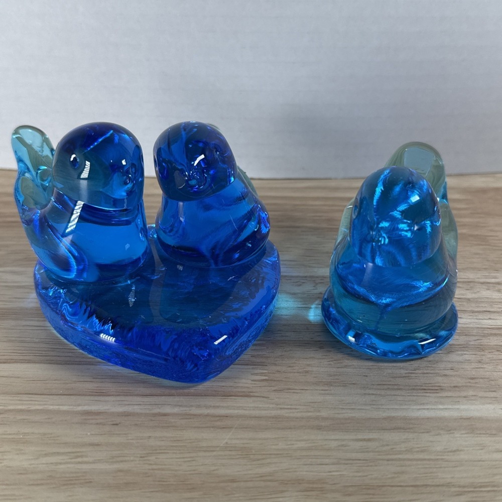 2 Vintage Leonard Leo Ward Bluebird of Happiness Glass Figurine Signed 1989 1991